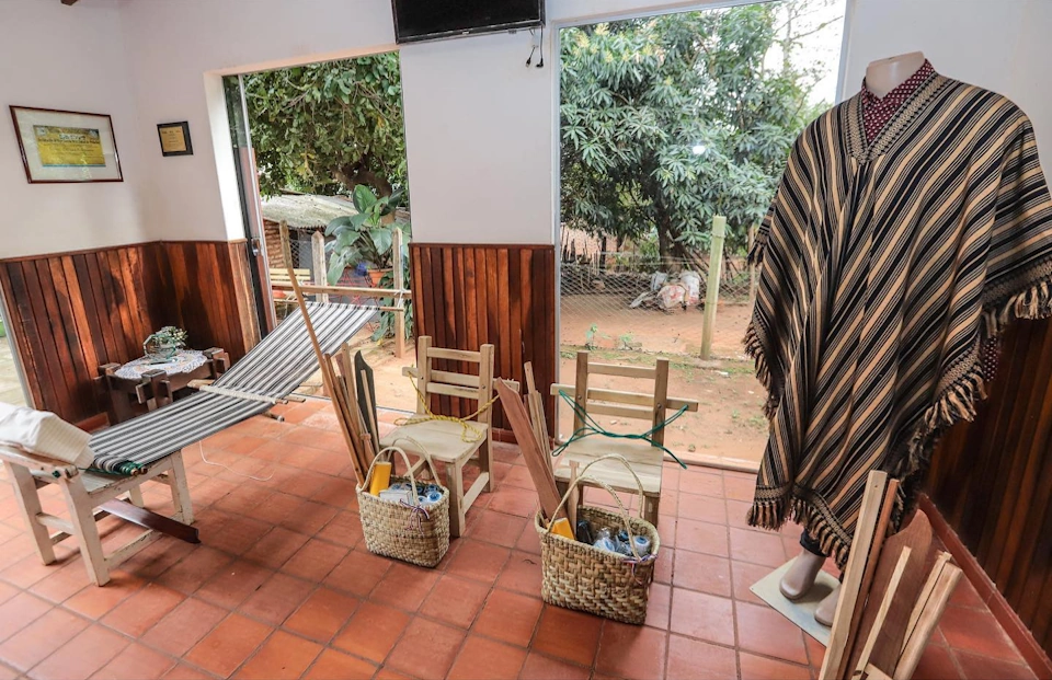 Taller de confección del Poncho Para'i de 60 Listas